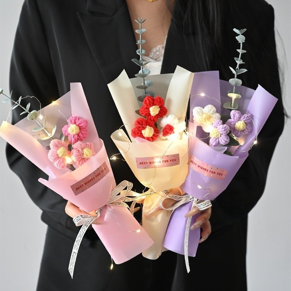 Knitted Crochet Flowers Bouque - Photography Artificial Lighting 评论和价格