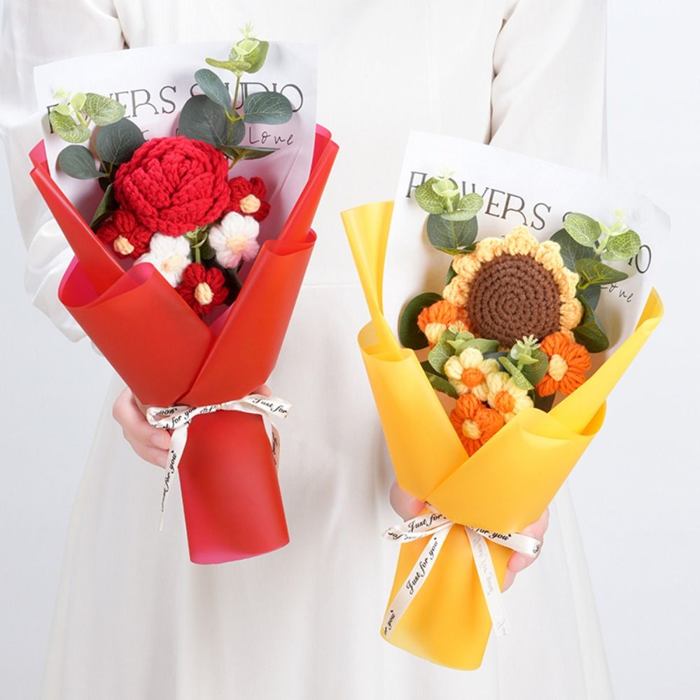 Knitted Crochet Flowers Bouque - Photography Artificial Lighting 评论和价格