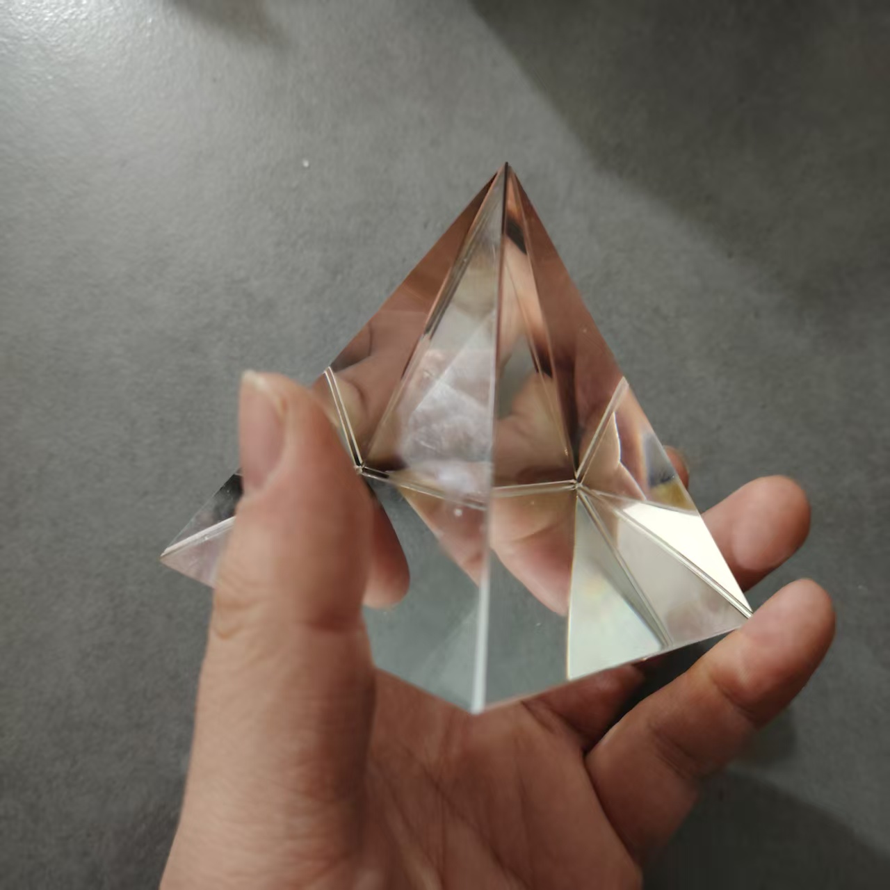 1PC 80mm Quadrangular Pyramid  - Photography Lighting Test 评论和价格